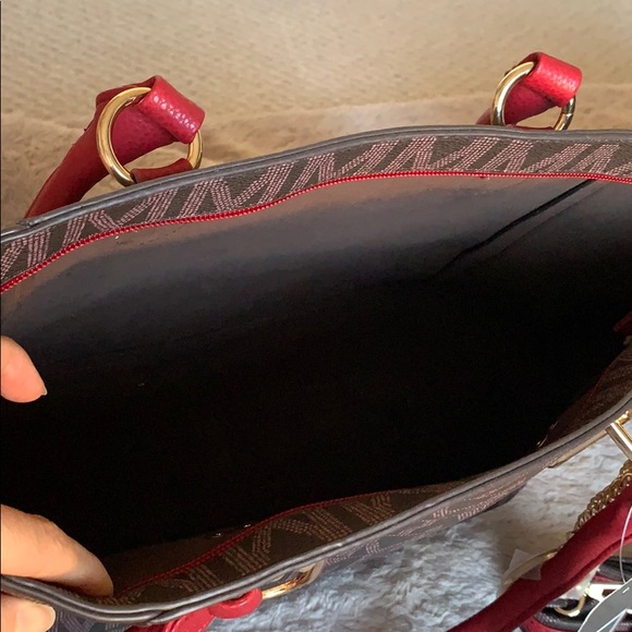 Bags - Picture 4 of 6